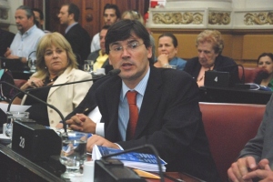 El Legislador Daniel Passerini repudió la actitud del Estado Nacional de no enviar a Córdoba fondos comprometidos por Ley. 